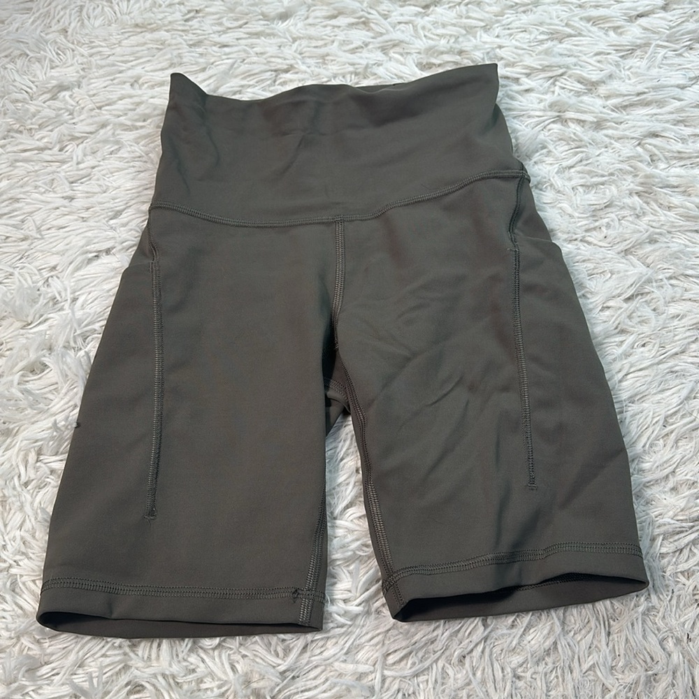 Lululemon Wunder Train High-Rise Short With Pockets 8" Carob Brown